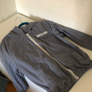 Brandy Melville Windbreaker